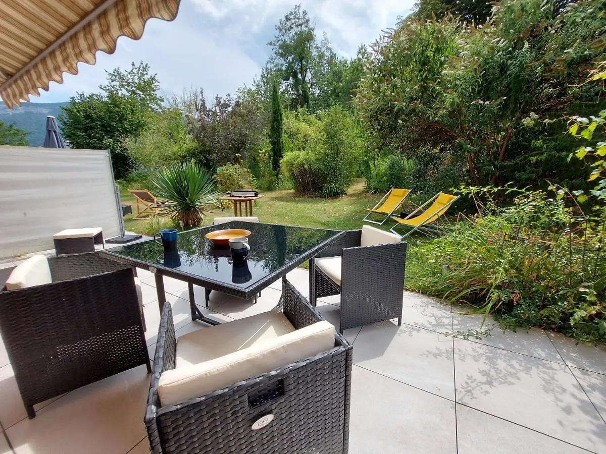 Centre St Jorioz : Charmant et spacieux studio avec terrasse et jardin privatif Saint-Jorioz