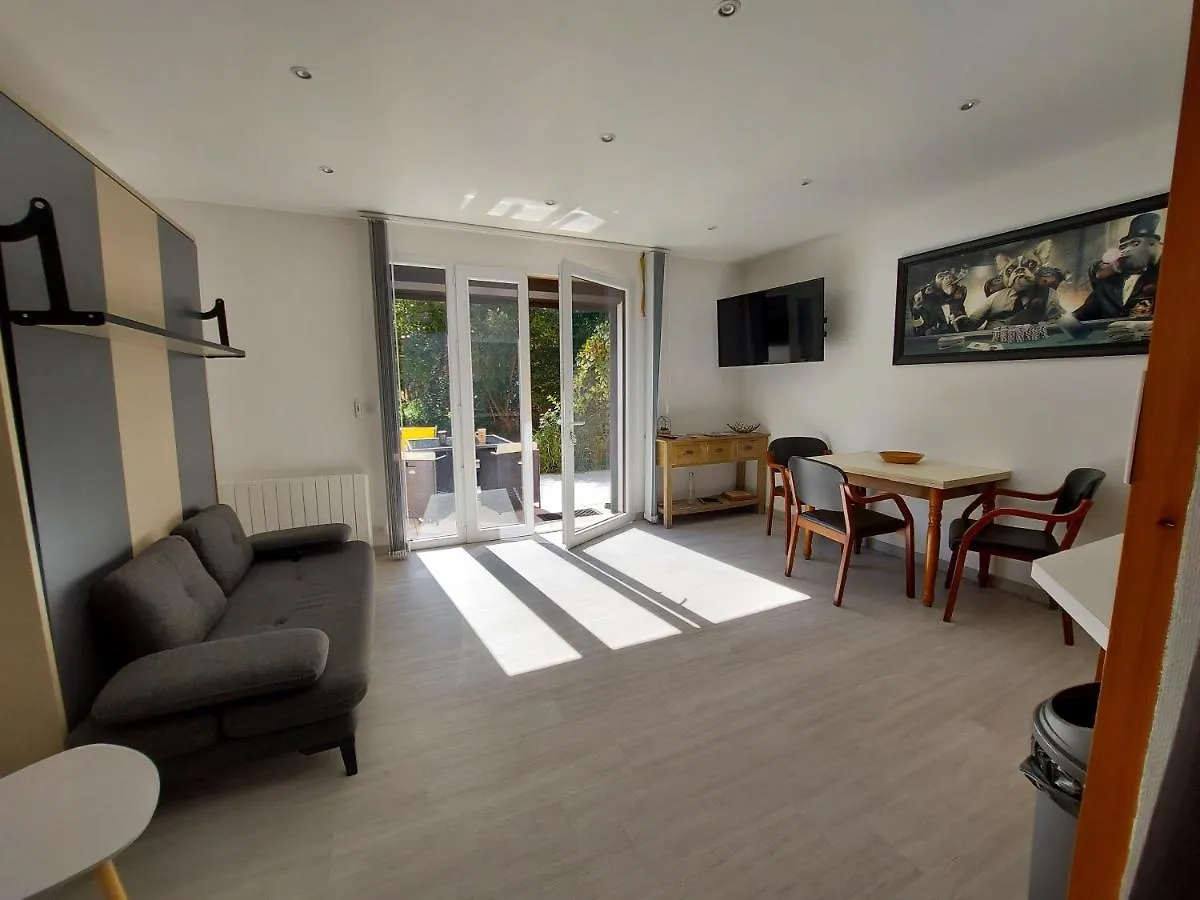Appartement Centre St Jorioz : Charmant et spacieux studio avec terrasse et jardin privatif Saint-Jorioz